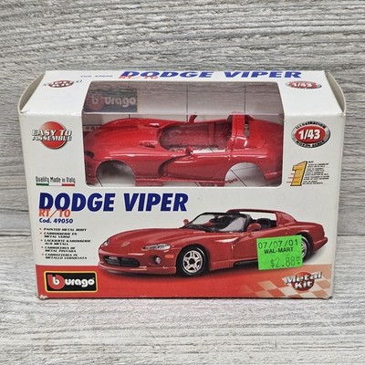 Burago  Dodge Viper RT/10 Metal Car Kit 1/43 Scale Red 49050 NOB