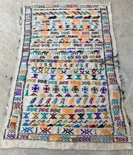 Vintage Traditional Handmade Beautiful Moroccan Kilim Floor Rug 135x87 cm
