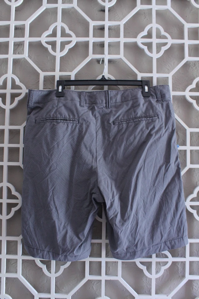 Tommy Bahama Shorts Mens 36 Gray Chino Lightweight Performance Nylon Stretchy - Image 2 of 4
