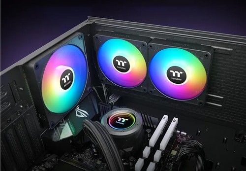 Thermaltake CT140 EX ARGB Sync PC Cooling Fan Black (3-Fan Pack), Magnetic - Picture 2 of 10
