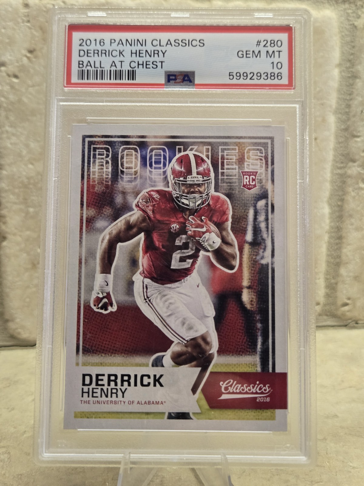 2016 Panini Classics - Rookies Derrick Henry #280 (RC) Ball At Chest PSA 10