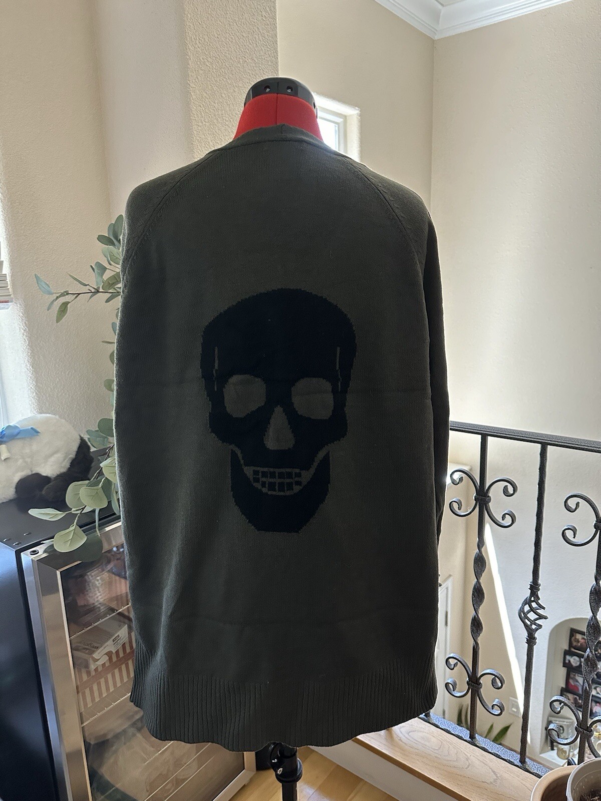Picture 1 of 4