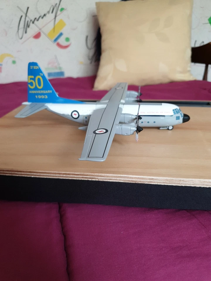 LOCKHEED C-130E HERCULES ROYAL AUSTRALIAN AIR FORCE 37 SQN. - 1993 1/144 CORGI - Photo 3/4