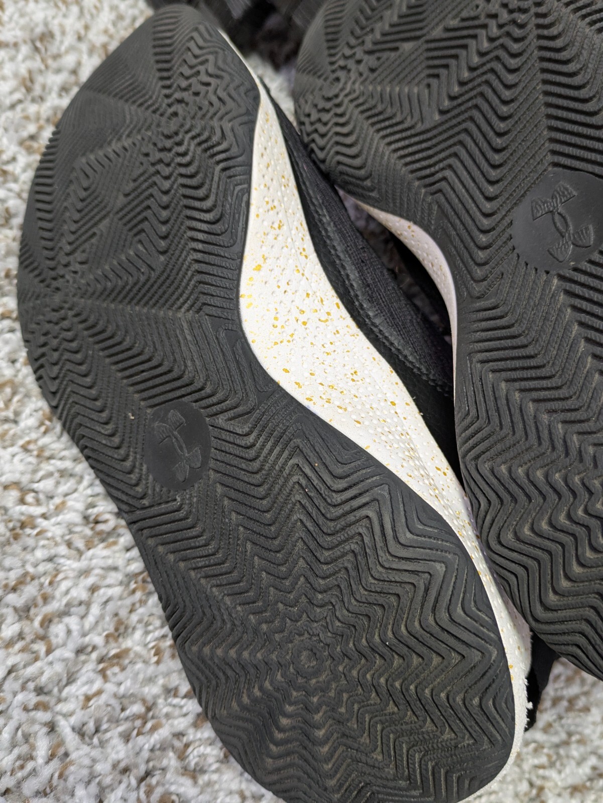 Under Armour Youth Steph Curry 3Z7 Basketball Shoes Size 6Y Black thumbnail 16