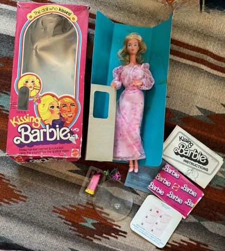 Vintage 1978 Mattel Kissing Barbie Doll No 2597 99% Complete AS IS w/Box + 70s