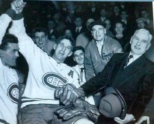 ACTION HOCKEY PHOTO PRINT MAURICE RICHARD ELMER LACH  CELEBRATION  STANLEY CUP