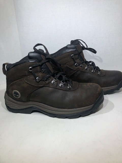 ugg mini water resistant