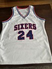 bobby jones autographed basketball jersey 76ers Size 46 — photo 2