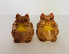 Vintage Pig Salt And Pepper Shakers Pigs Eating Corn