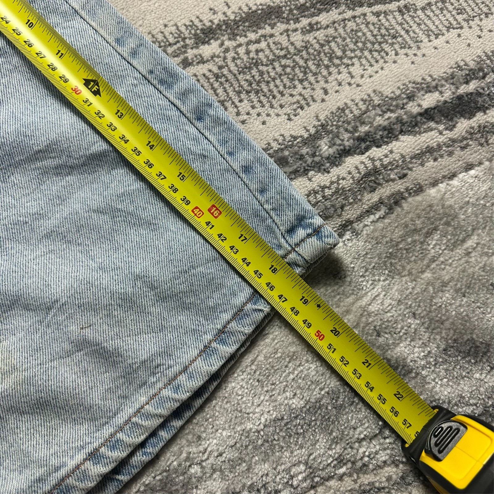 Women's Vintage Levi's 951 2000's Blue Light Wash Relaxed Fit Sz 18 Denim Shorts image 6
