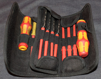 Wera Kraftform Kompakt Universal Tool Kit VDE Screwdriver Set x18 Pcs AO4076875