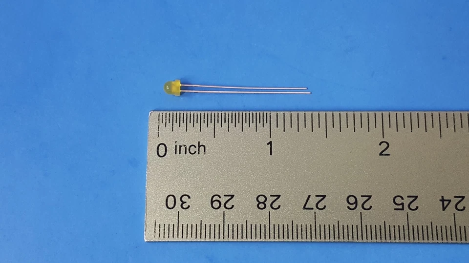 500 PCS- LED CIRCUIT BOARD INDICATOR, MV5377C, GI, 2.1V, 35mA, 3MM, DOMED TOP - Image 3 of 3