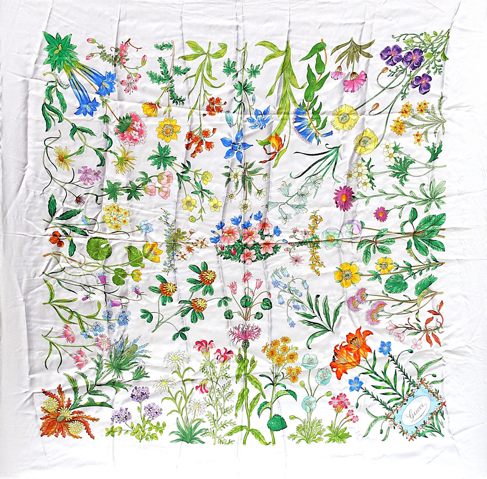 Gucci Foulard Soie Imprimé Fleur Carré Floral Italie 34