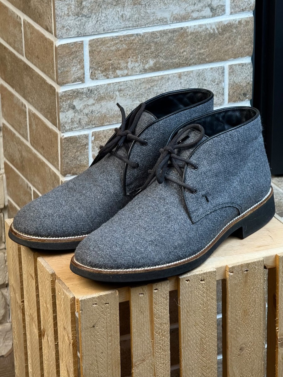 Tods Charcoal Grey Suede Chukka boot (8.5) Tod main image 2