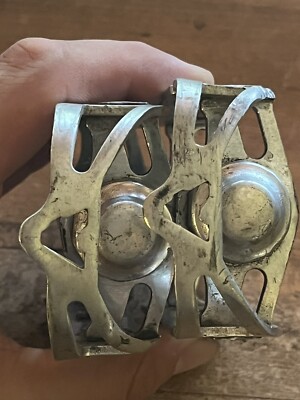 617594_4