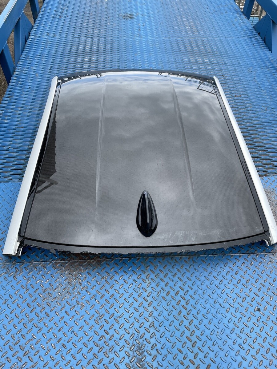 BMW SERIES OEM M4 CARBON FIBER ROOF SHELL CUT OUT 8054360 F32 F82