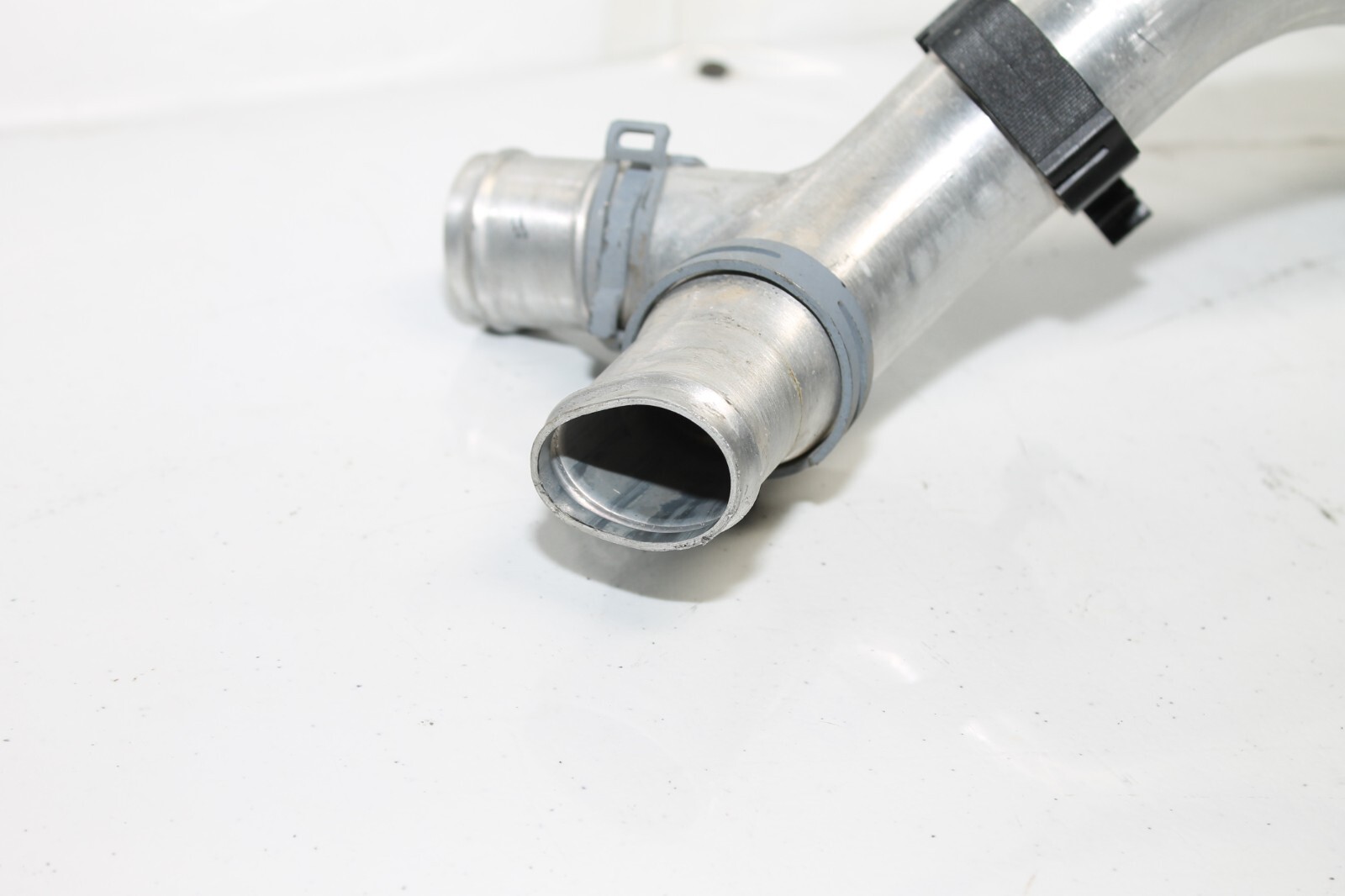 15-20 LAMBORGHINI HURACAN LONG ALUMINUM COOLANT HARDPIPE HARD PIPE 4SO121485F