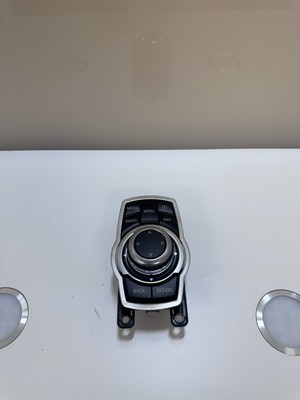 BMW F20 F21 F30 F31 F34 F10 F11 F25 Controller I-Drive CIC Navi CD 4pin 