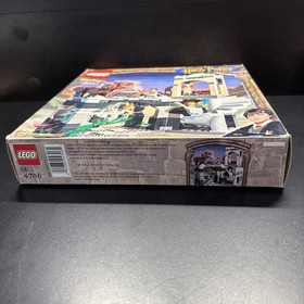 LEGO 4706 Harry Potter: Forbidden Corridor - 100% w/box & manual L1