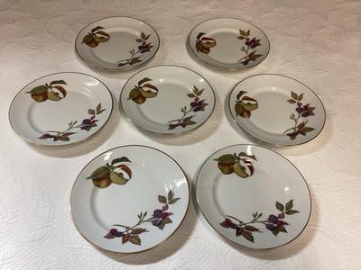 Set Of 7 Royal Worcester Porcelain Evesham 6 5/8'' Bread Plates Gold Trim