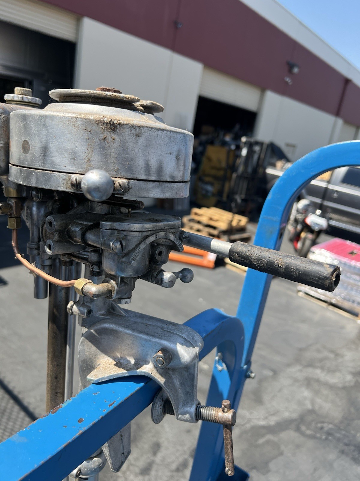 EVINRUDE ELTO Outboard Boat Motor - Small And Untouched Or Messed With