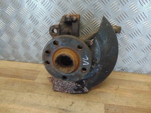 VW T4 2.4 D AAB Achsschenkel Radnabe Radlagergehäuse vorne links ohne ABS