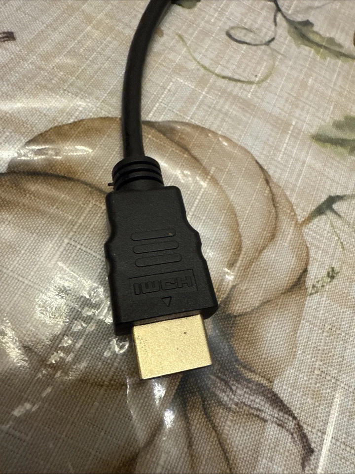 Adaptador Cable Matters HDMI a VGA Foto 3 de 4