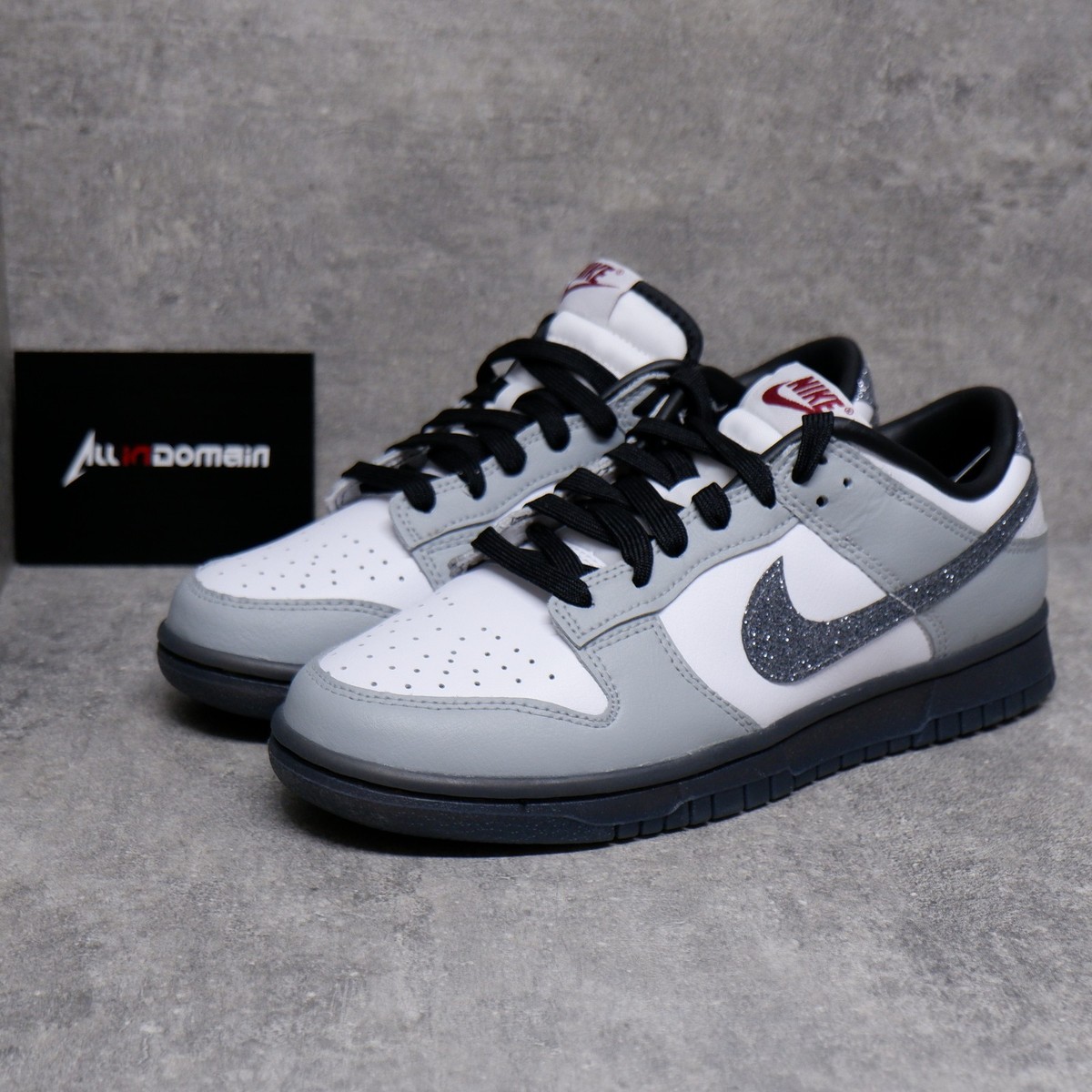 Level SS/New - Nike Dunk Low LX 