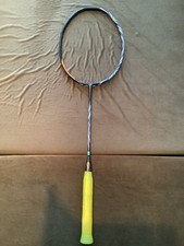 Edition Yonex Astrox 100ZZ 4UG5