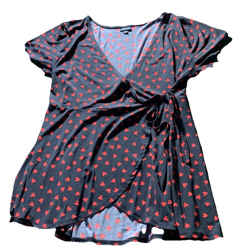 Torrid Women Short Sleeve Heart Boho Blouse Top Shirt Size 1 Babydoll Black Red - Picture 2 of 7