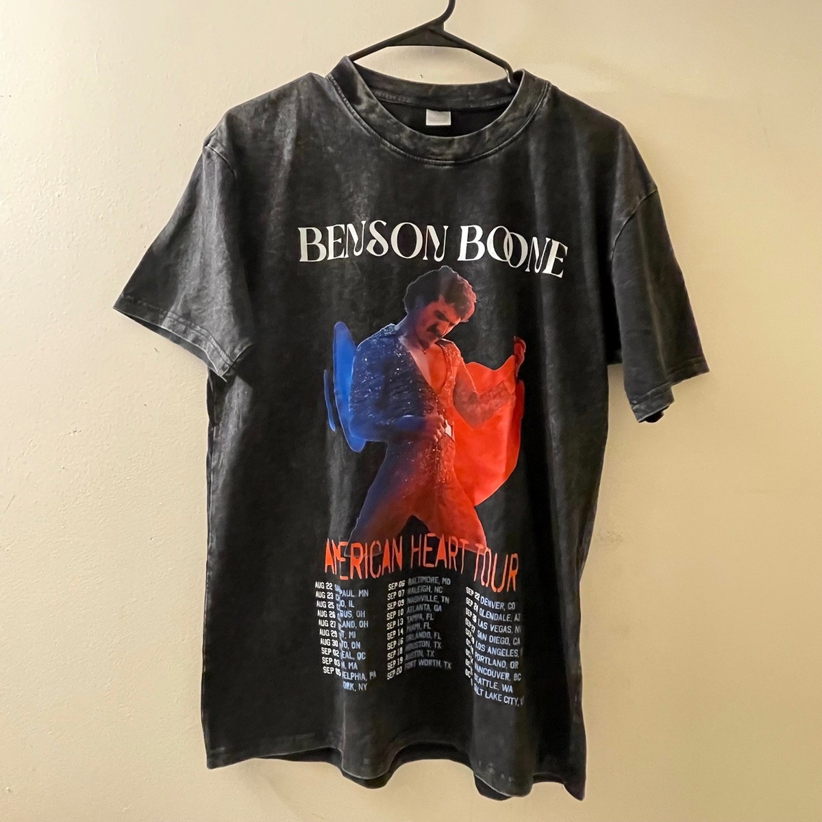 Benson Boone American Heart Tour Graphic T Shirt Men's Small Black