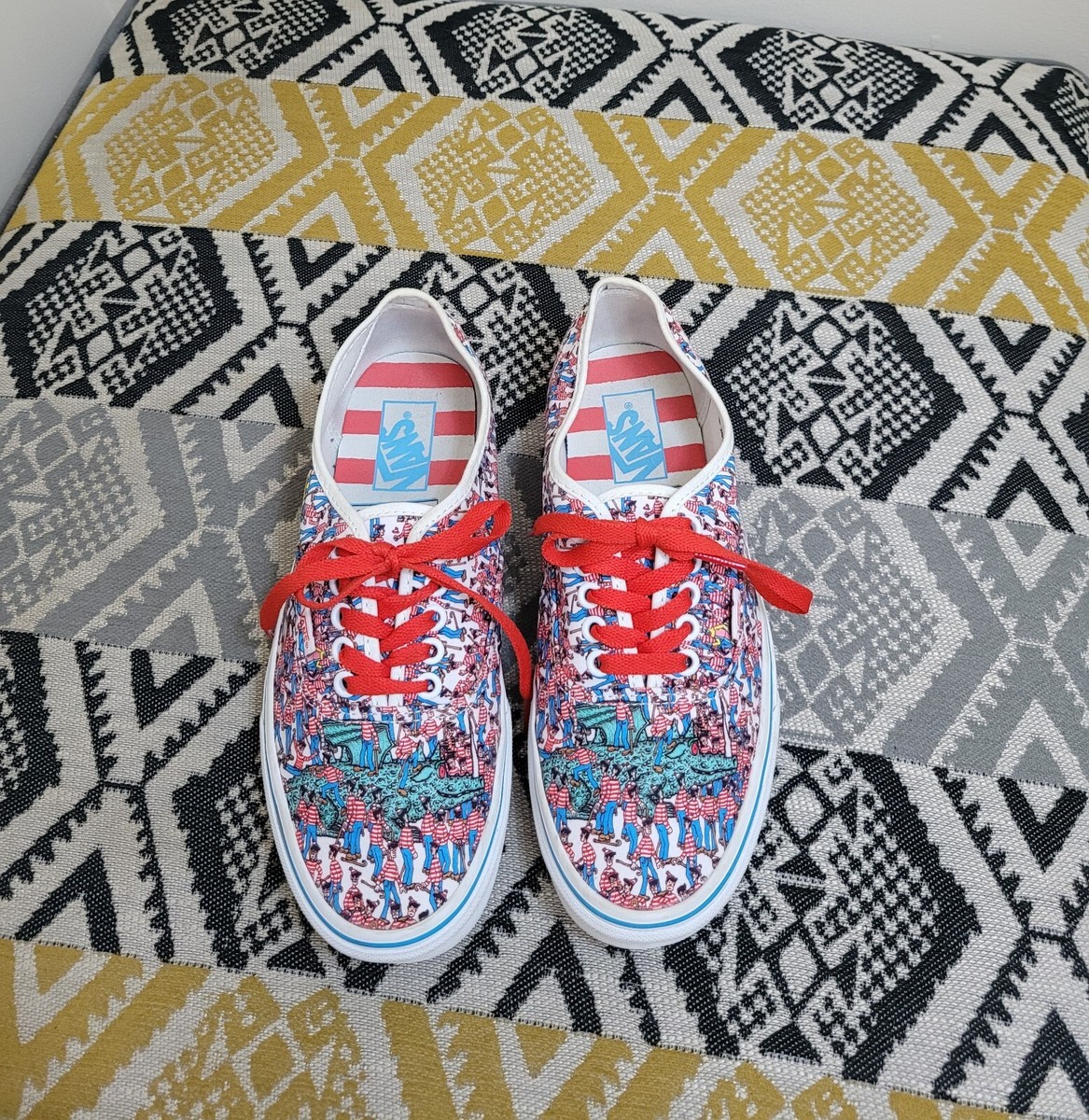 EUC Womens Mens Vans Authentic X Wheres Waldo Wally Shoes Size 7