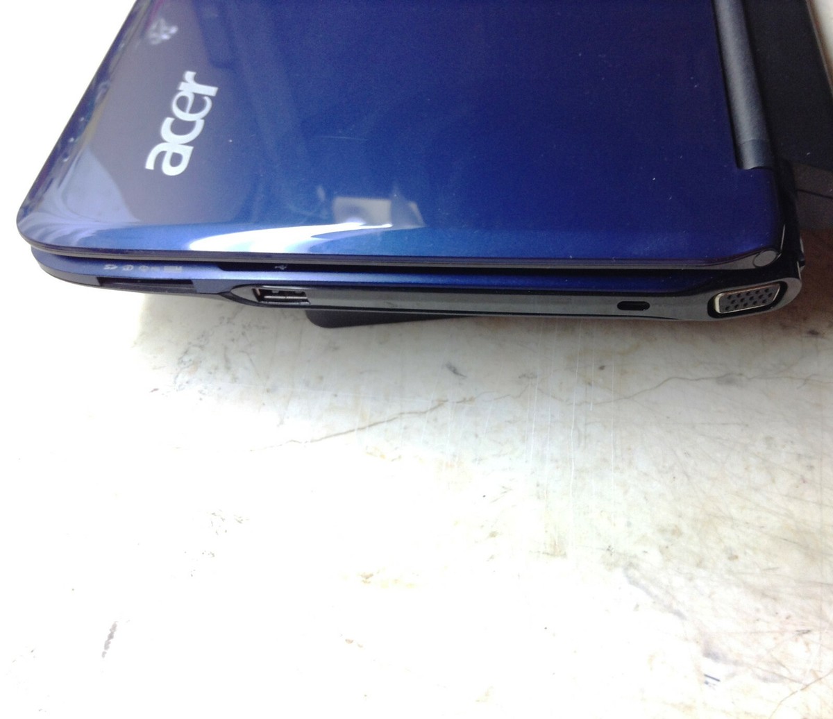 ACER_Aspire1 ZA3_Intel Atom 2520@1.33GHz_160GB SATA HDD_2GB DDR2 