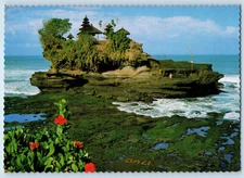 Bali Indonesia Postcard Wonderful Coast Scene at Pantai Tanahlot c1950's