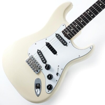 Fender Ritchie Blackmore Stratocaster Olympic White Guitar Brand