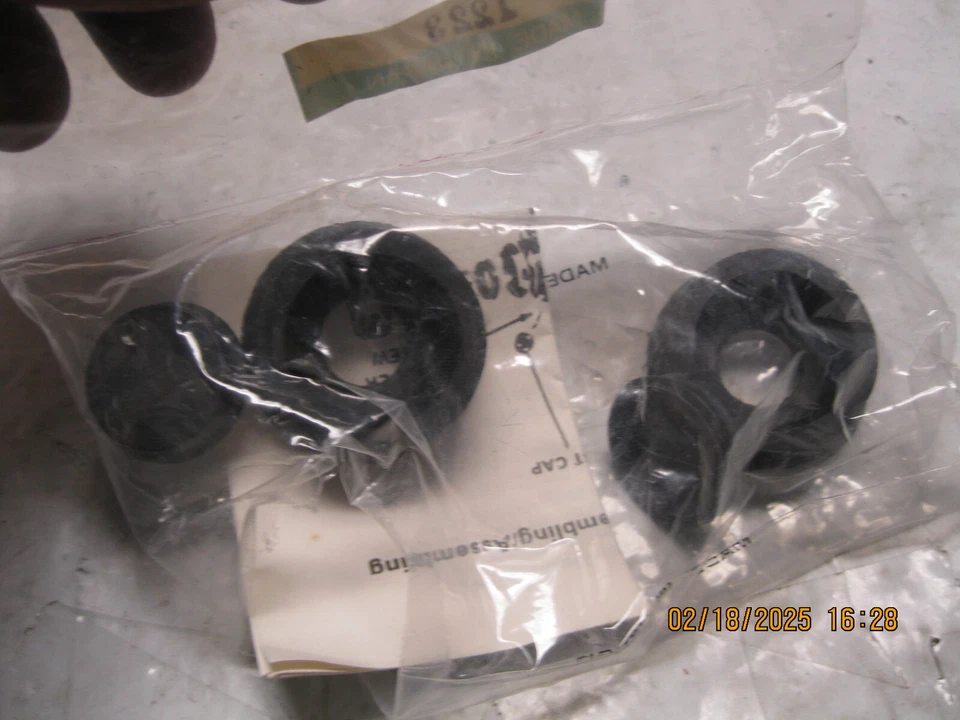 Drum Brake Wheel Cylinder Kit-Element3 Raybestos WK1223 fits 69-71 Toyota Hi-Lux Foto 2 de 4