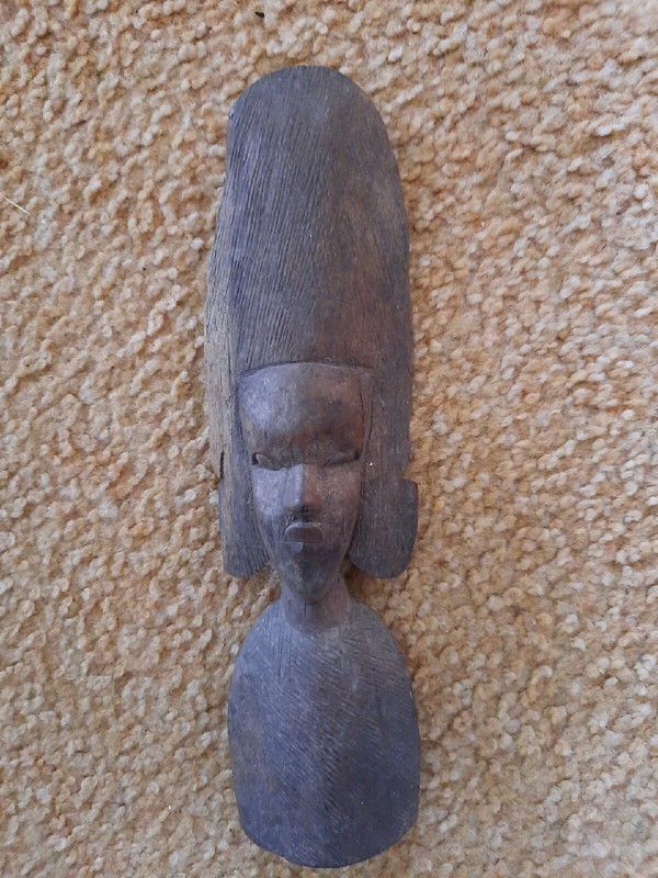 EARLY AFRICAN WOMAN WOODEN FIGURINE HAND CARVED - VINTAGE 12 "
