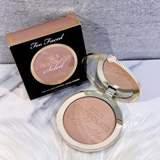 Too Faced MILK Chocolate Soleil Matte Bronzer...