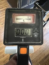 Metrotech 810 Transmitter and Receiver Set  . Have Not Use It For a Long Time