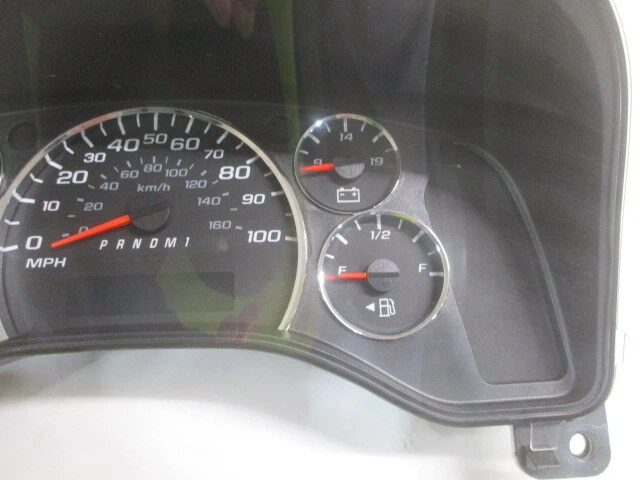 GMC Savana 2500 3500 2018 velocímetro Speedo Cluster MPH 116 K OEM LKQ Foto 3 de 4