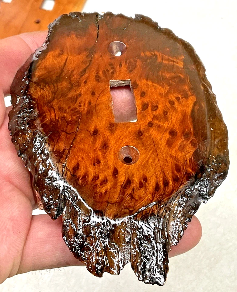 Precioso! Cubierta de placa de interruptor de palanca eléctrica de madera de burl de borde vivo vintage Q Foto 3 de 4