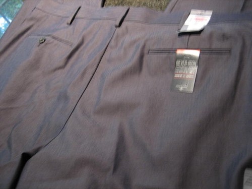 NWT - Mens Gray DOCKERS Flat Front CLASSIC Fit D3 Dress Pants (40 x 30) - Picture 3 of 3