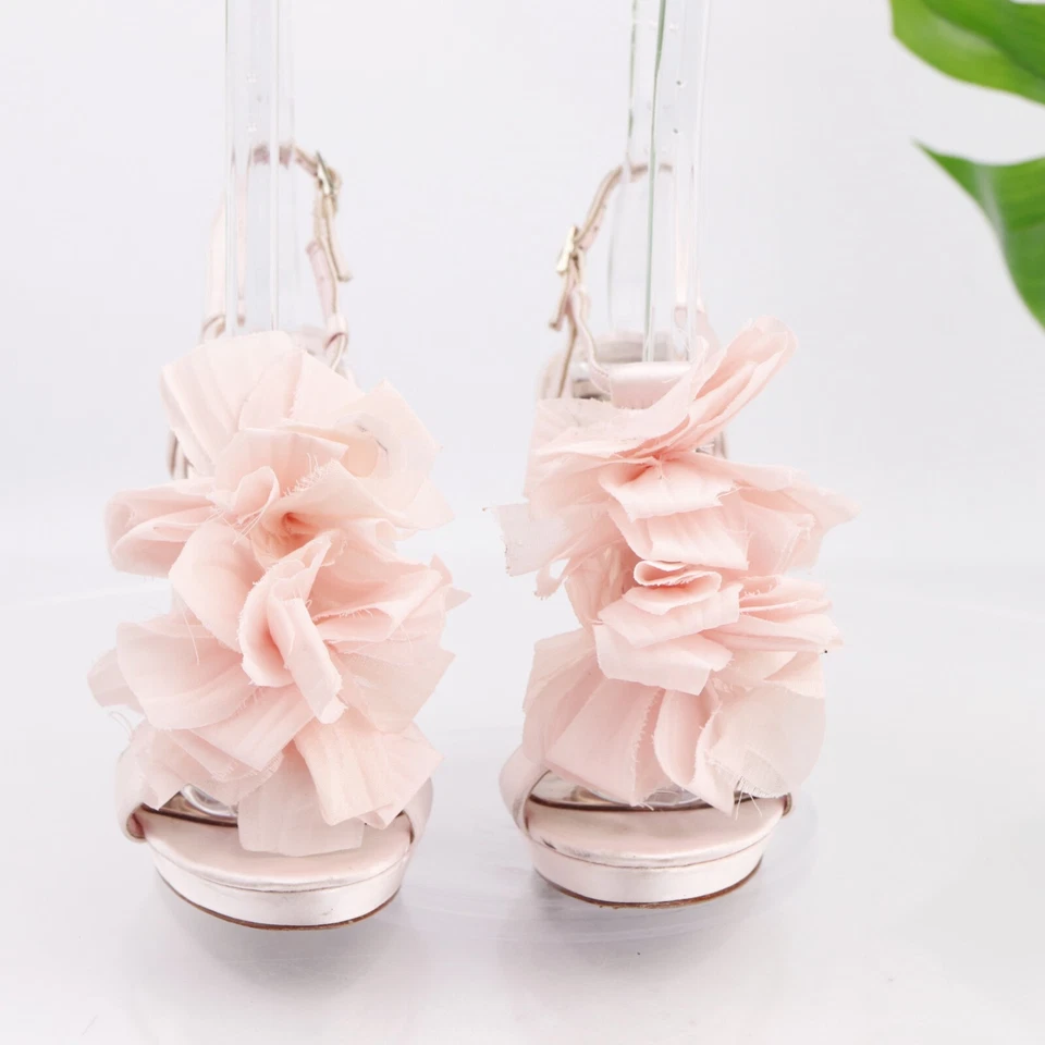 Badgley Mischka Women's Sandal Size 5.5 Pink Satin Heels Puffy Floral T-Strap - Image 3 of 4