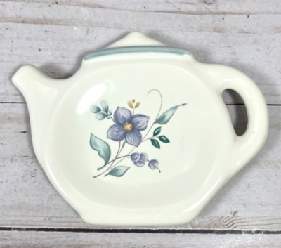 Pfaltzgraff Purple Flower Teapot Shaped Tea Bag Holder Plate 5'' Spoon Rest
