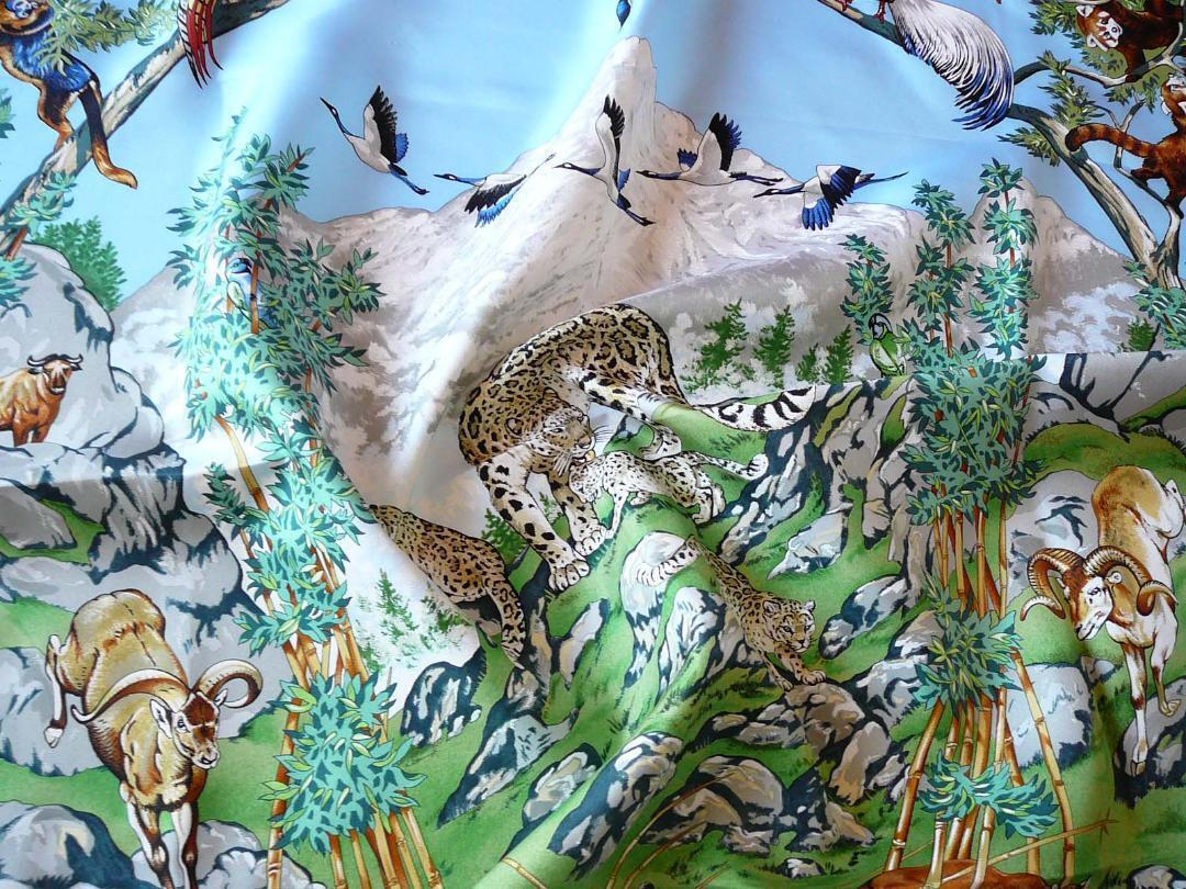 Hermes Scarf SICHUAN 90 cm Silk black Carre Panda cheetah Hermes Scarf SICHUAN 90 cm Silk black Carre Panda cheetah