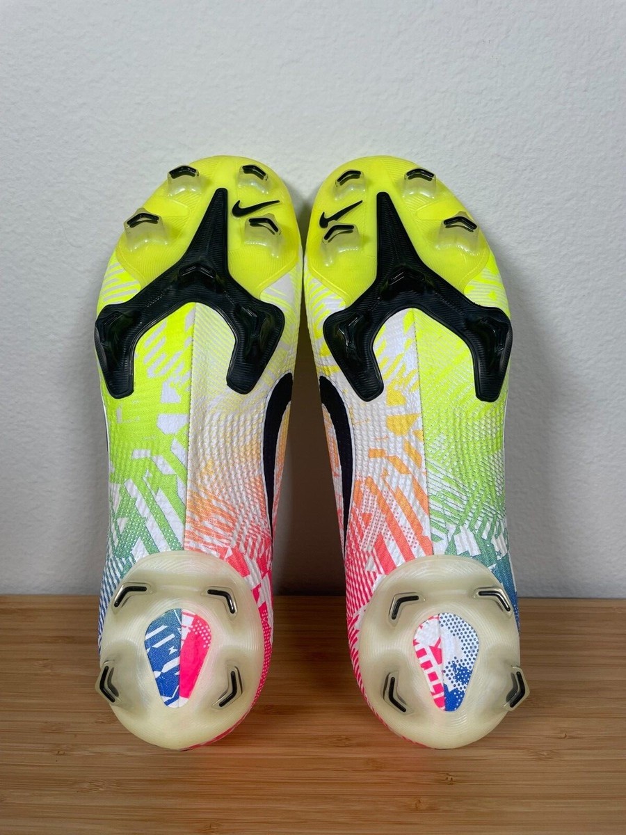 Nike Mercurial Vapor 13 Elite FG Soccer Cleats NJR Jogo Nike Mercurial Vapor 13 Elite FG Soccer Cleats NJR Jogo