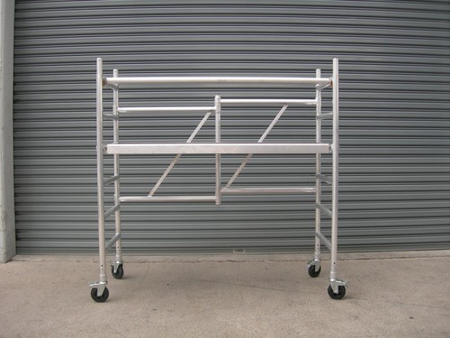 3.3metre REACH Portable Scaffold Mobile TOWER with strong SWL 225KG Welded - Picture 10 of 10