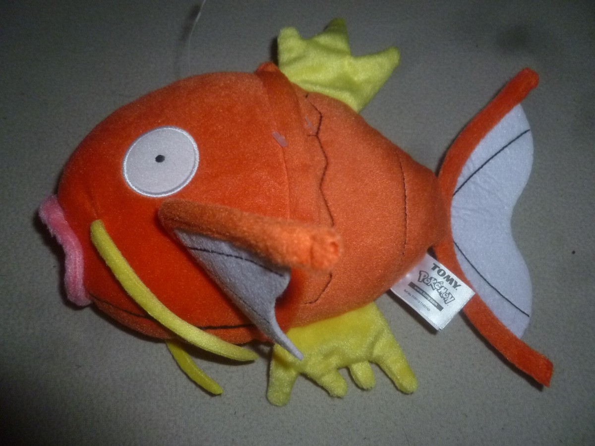 NEW TOMY POKEMON EEVEE ORANGE FISH JUMPING MAGIKARP PLUSH GOLDFISH