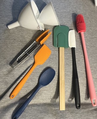 Miscellaneous Kitchen Utensils (8) Spatulas Tongs Spoon Bottle Scrubber Funnels