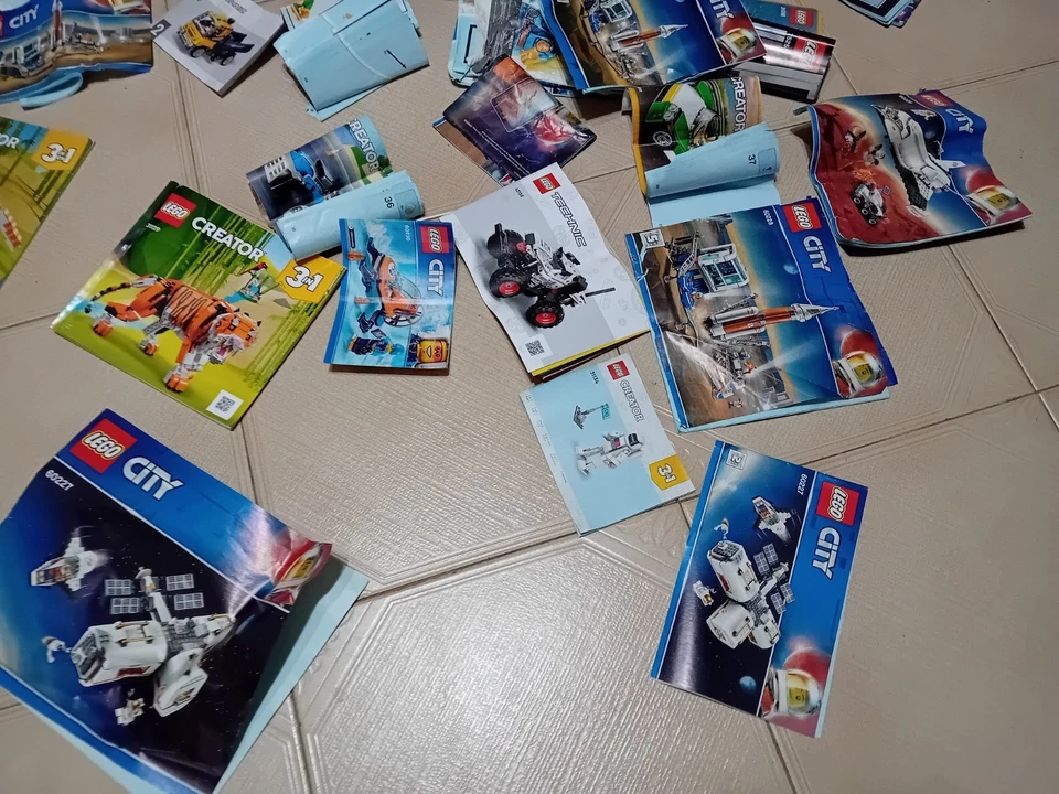 LOTTO 41 MANUALI COSTRUZIONI LEGO CREATOR CITY TECHNIC 3IN1 NINJAGO MINECRAFT - Immagine 4 di 4